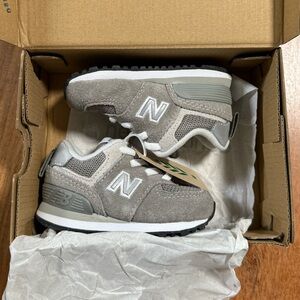 New Balance 574 Toddler Gray Sneakers Size 4